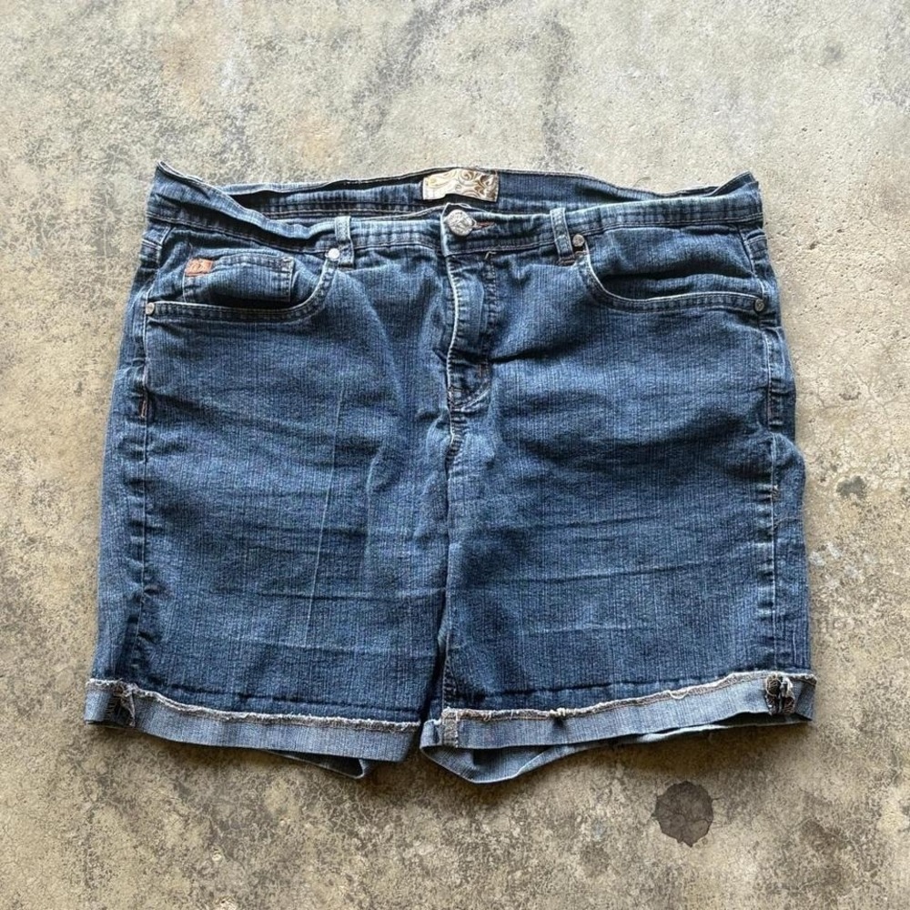 Truce Denim Shorts Women 14 Blue Excellent Y2K Cuffed Dark Wash Stretch